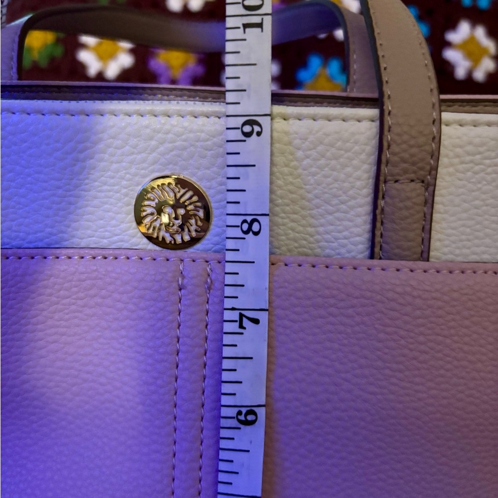 Anne Klein, Pink and white Tote Bag. - Picture 13 of 14